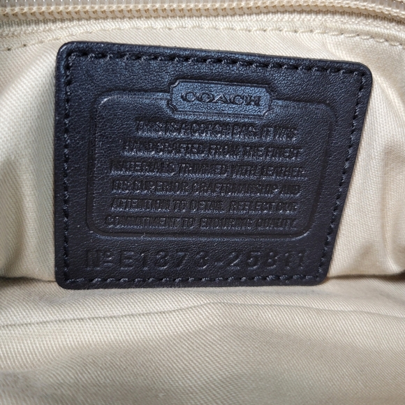 Coach Legacy print Haley satchel black leather - Picture 8 of 12